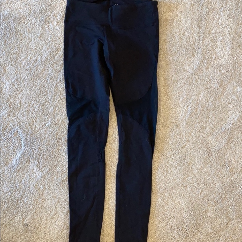 Alo Leggings